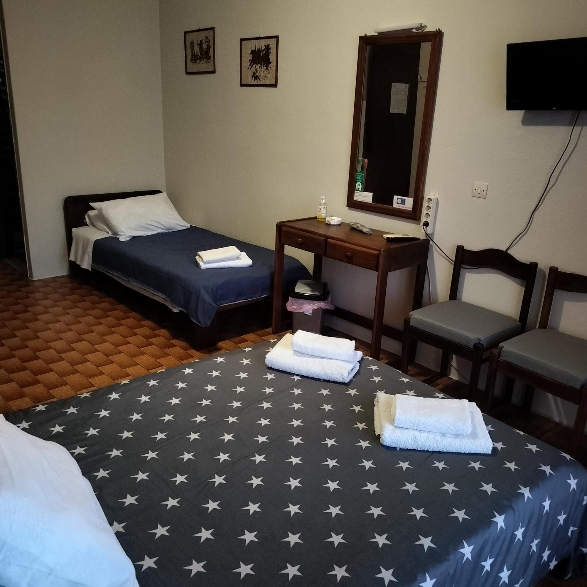 Bissias Guest House Galatás 외부 사진
